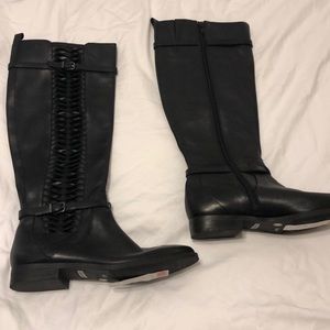Black zip boots